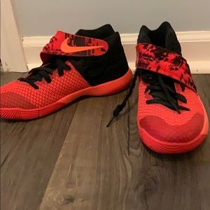 Kyrie 2